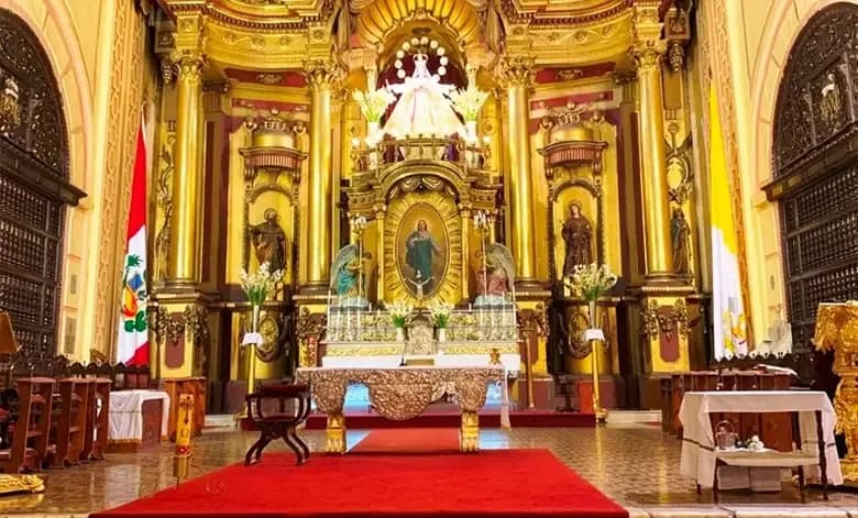 The 5 Churches in Downtown Lima You Must Visit