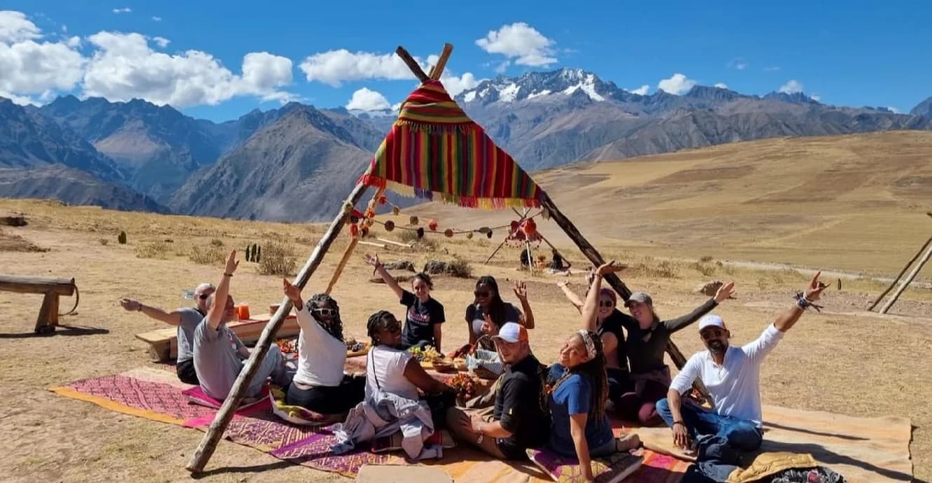 ¿How to Have a Perfect Picnic with Llamas?