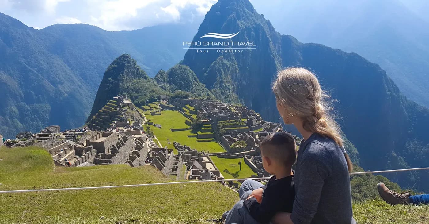 Mother’s Day in Peru: gifts, traditions, and how to celebrate