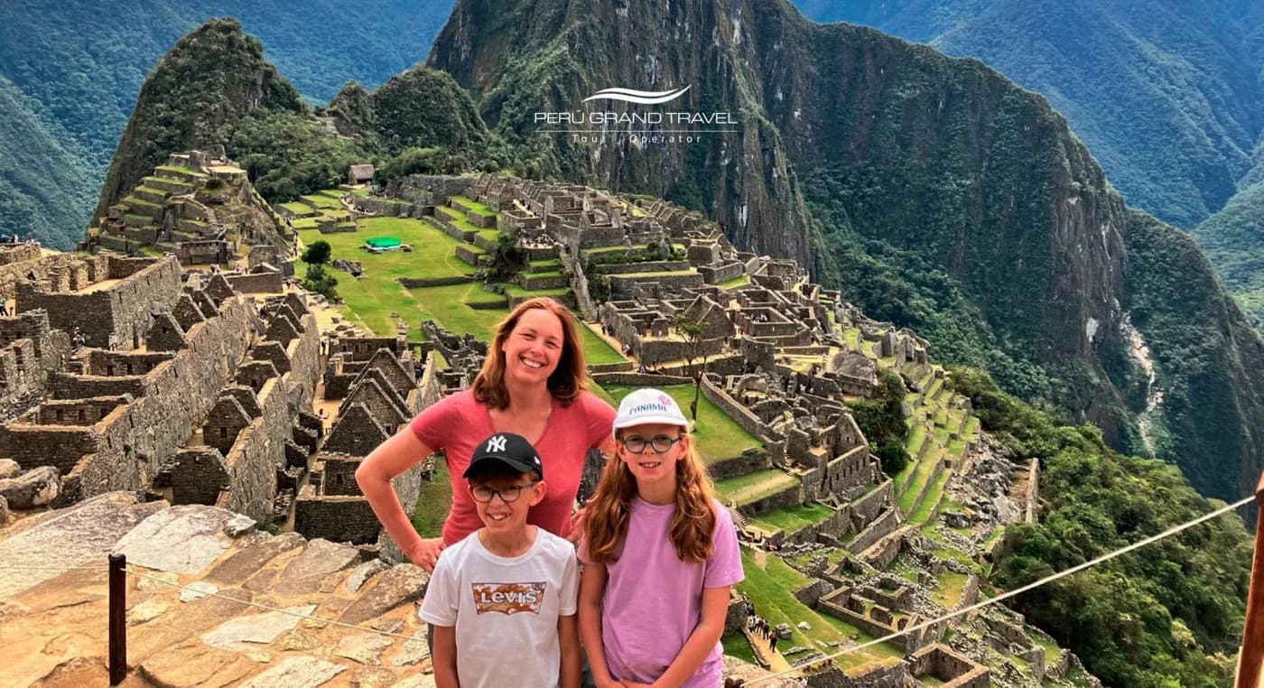 7 Magical Experiences for a Travel for Day Mom to Peru: The Ultimate Luxury Tribute