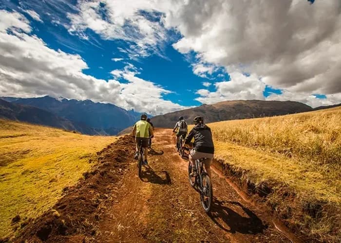 Tour by Bike Maras, Moray and Salineras 2
