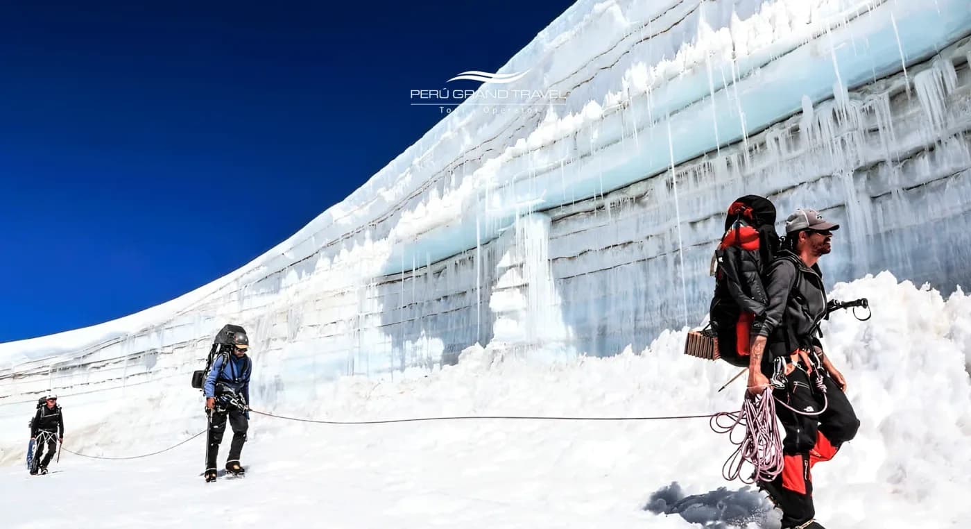 The Quelccaya Glacier: 7 Secrets to Trekking the World’s Largest Tropical Ice Cap