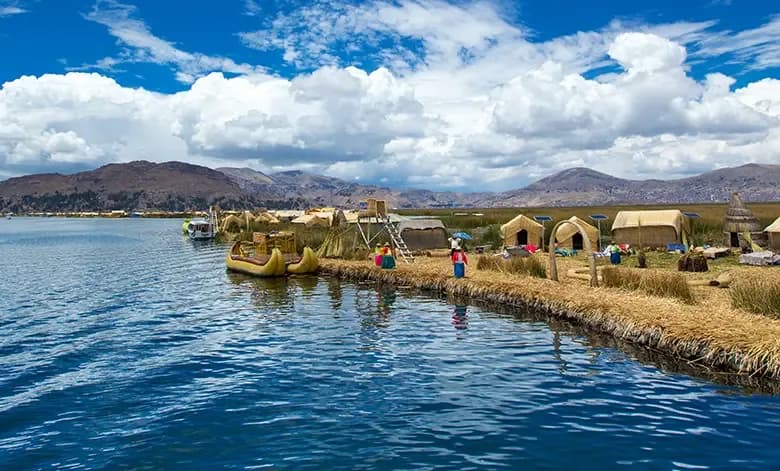 Floating Island of the Uros: Explore the best of Titicaca